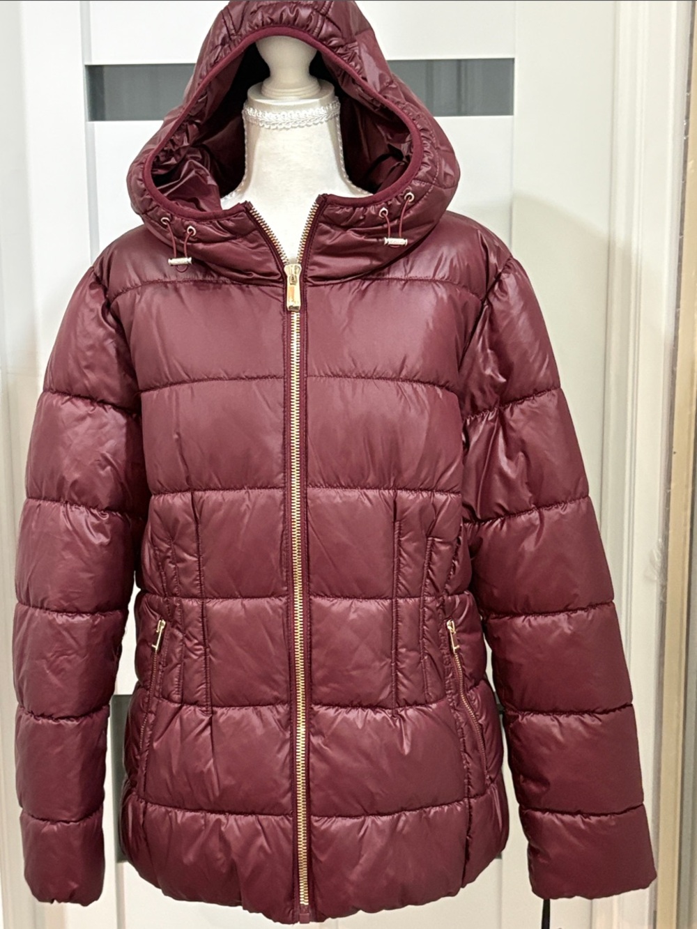 Kensie Hooded Quilted Puffer Jacket in Burgundy